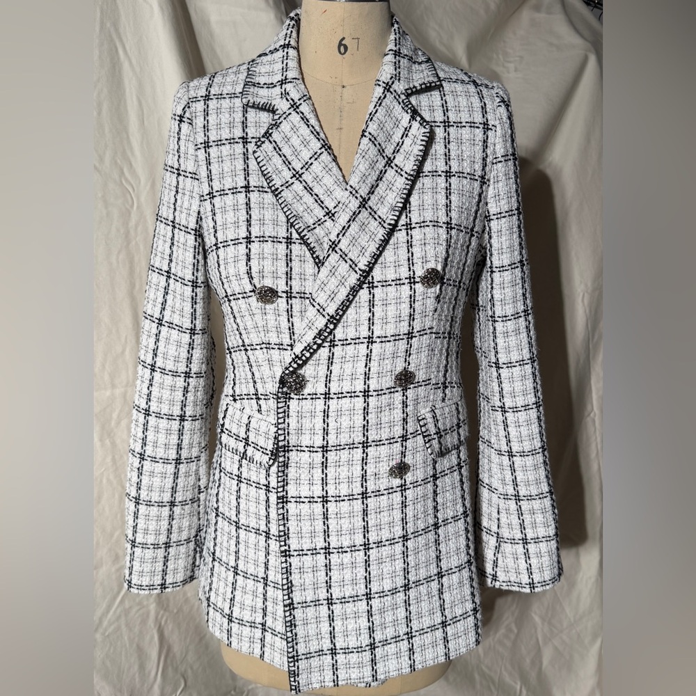 Stylish Black and White Plaid Blazer